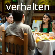 people sit eat verhalten